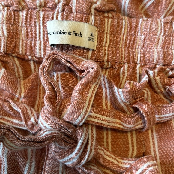 Abercrombie & Fitch Shorts - Picture 3 of 3